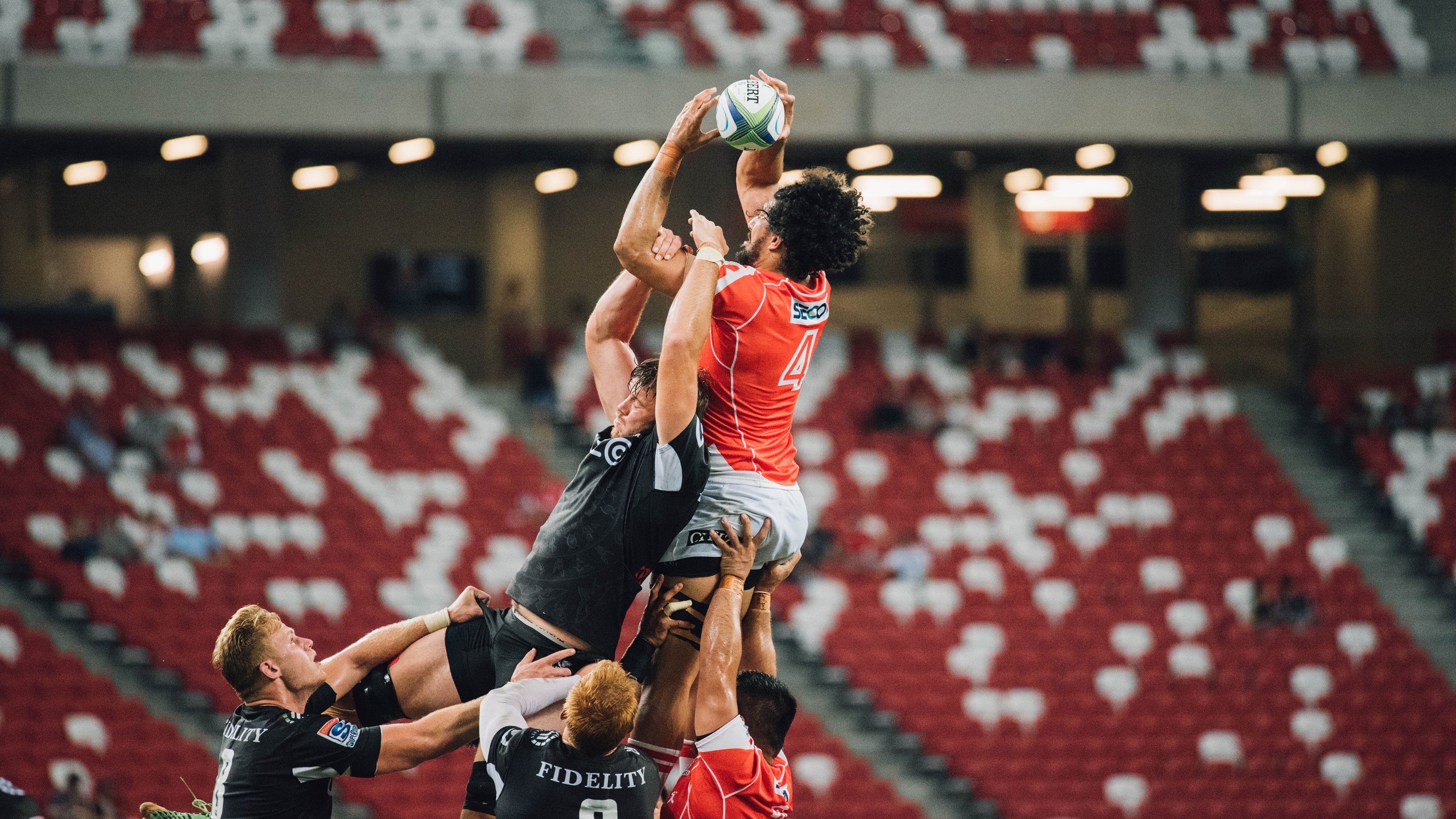 职业联赛推进俱乐部品牌建设加强市场运营，职业俱乐部梯队