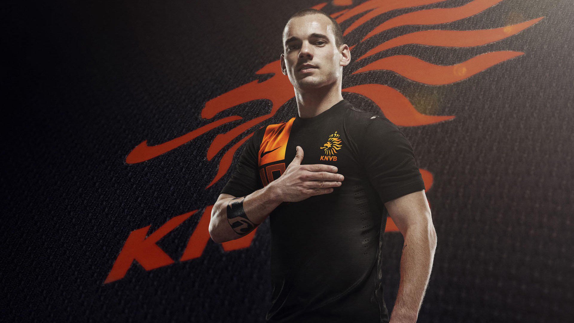 意甲榜首之争激烈，那不勒斯暂居第一，意甲第二轮那不勒斯对ac米兰